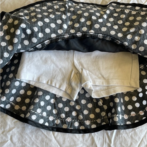 Disney 2T Ruffle skirt butt in shorts Black &  white polka dot pink sequin - Picture 2 of 5